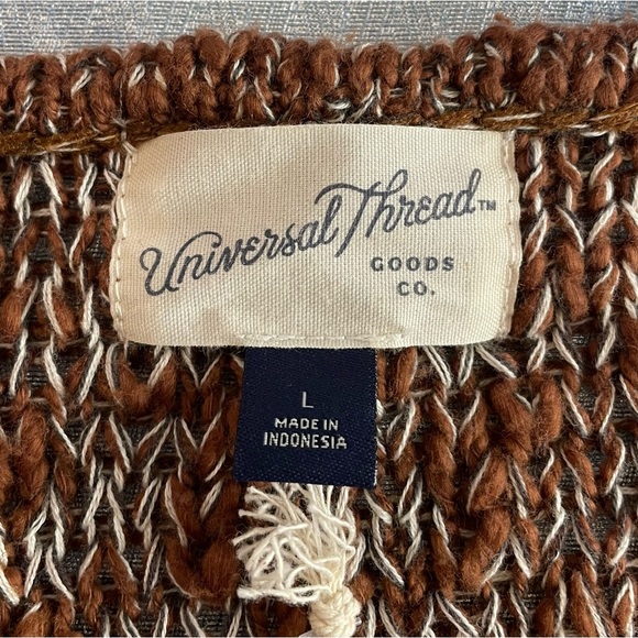 NWT - Universal Threads - Brown and White Sweater - Size L - Picture 6 of 8